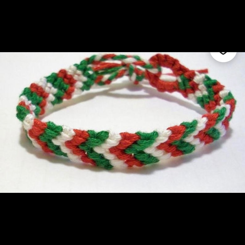 CHRISTAMS and Chanukah friendship bracelets